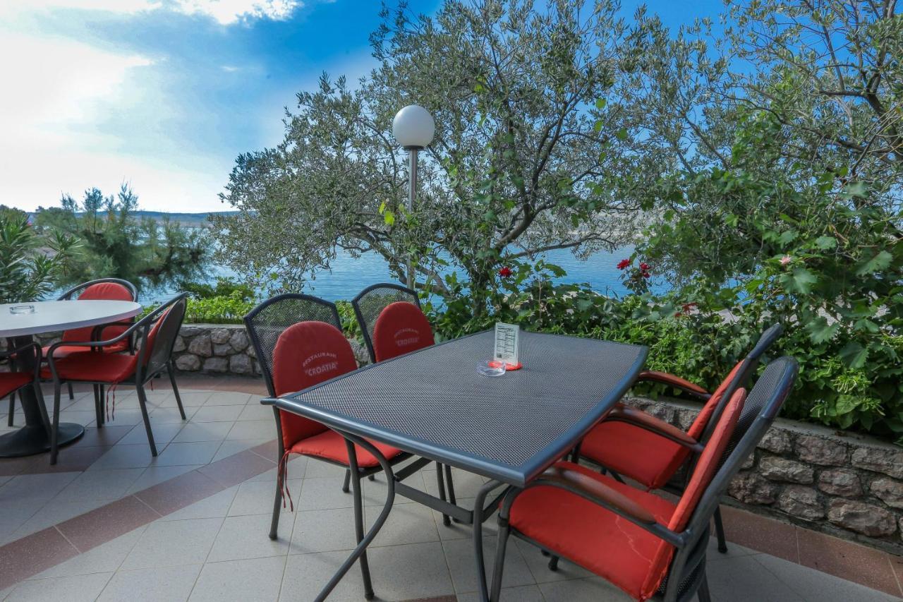 스타리그라드 파클레니차 Pansion Croatia B&B 외부 사진