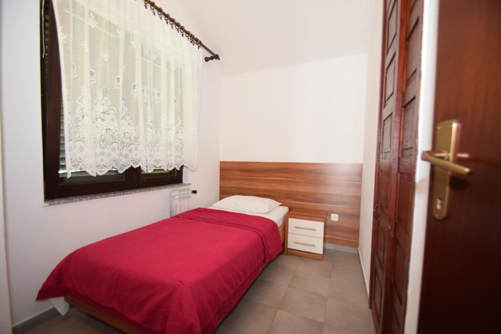 스타리그라드 파클레니차 Pansion Croatia B&B 외부 사진